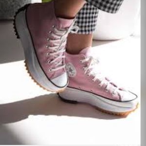 New Converse Pink Run Star Hike size 8.5